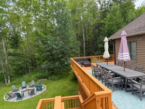 Mountain Modern Escape - EV Charger - 5BDRM