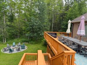 Mountain Modern Escape - EV Charger - 5BDRM