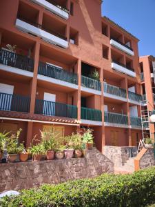 Amplio apartamento familiar con piscina y vistas al mar en Benicàssim