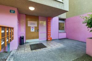 A & G Rooms Self Check-In