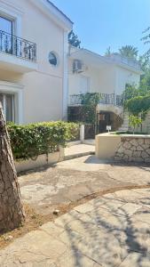 Hidden Lemons - Boho stay in Rhodes