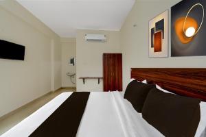 Hotel O Shabari Heights Luxury Abode AC Rooms SR Nagar Metro Station
