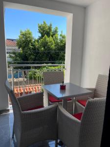 Apartmaji Emina 
