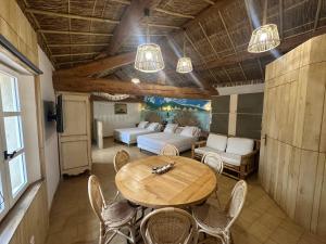 Appartements Studio Tahiti du Cloitre : photos des chambres