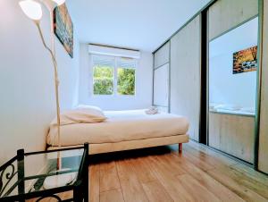 Appartements Chic and spacious apart with parking and garden : photos des chambres