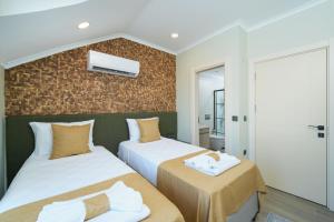 Cordon Residence 61 by OcekHomes