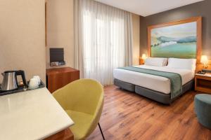 Single Room room in Catalonia Excelsior