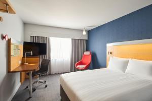 Standard Room with Free Hot Breakfast room in Holiday Inn Express London Limehouse an IHG Hotel