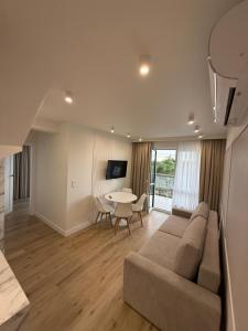 Apartamenty Solano - wybrane z widokiem na morze