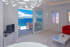 Blue Bay Residence