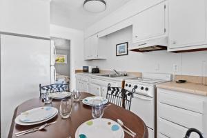 2 Bed1 Bath on the Boardwalk by the Inlet