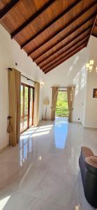 Ratna & Francis Sweet Home