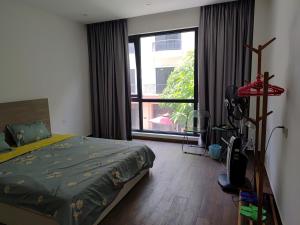 Bright Room in Quiet Area