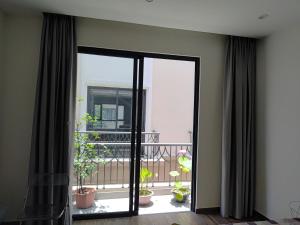 Bright Room in Quiet Area