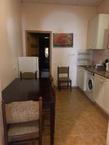 Antique Aparment In Old Town