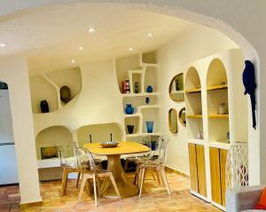 Villa jardin secret centre-ville dAntibes