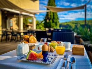 B&B / Chambres d'hotes Chateau le Bouis : photos des chambres
