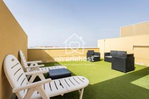 The Pearl El Medano, by Nivariahost