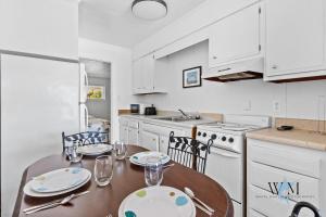 2 Bed1 Bath on the Boardwalk by the Inlet