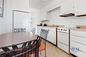 2 Bed1 Bath on the Boardwalk by the Inlet