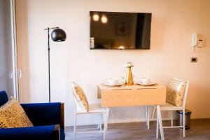 HOM I Wifi Piscina Terraza Ventilacion Centrico