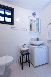 Casa charmosa, em condomínio na Cachoeira