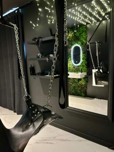 BDSM TANTRA Love Room Salon-de-Provence