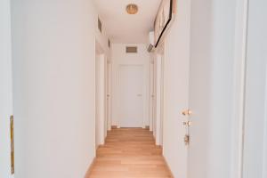 Sweet Riviera Attico a 150 m dal Mare, 2 Terrazze e Garage Box