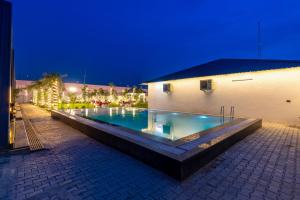 Patio Farms by Saltstayz