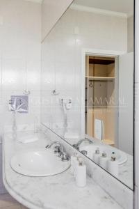 T1314 casa 5 quartos próximo a Av búzios