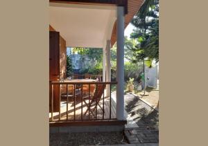 Flic en Flac 3-Bedroom Garden Villa, 3 Min Walk to Beach