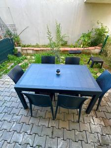 duplex 2 bedroom apartment with garden
