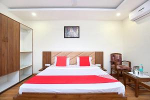 Hotel O Amaze Inn Indo Pak Bus Stand