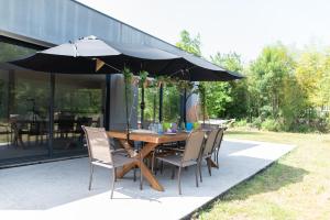 Villas Villa a Castres, Maison 10 personnes avec piscine privee, jardin et 5 chambres : photos des chambres