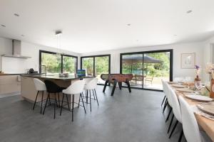 Villas Villa a Castres, Maison 10 personnes avec piscine privee, jardin et 5 chambres : photos des chambres