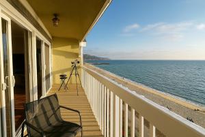 Ocean Haven Beachfront Getaway by Redondo Pier