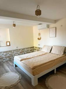 Къща за гости "Хармония" - Луковит