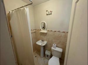 House in Barranco, Hot Tub & Rooftop Cinema, 11 P