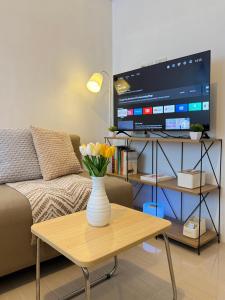 SMDC Light Residences - Studio Condo Unit - 3-звездочные отели в городе Манила