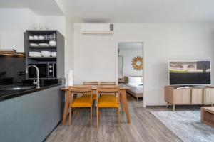 Holiday apartment at The Deck by Lofty