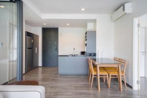 Holiday apartment at The Deck by Lofty