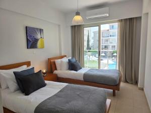 Crystalview Elysia by Staycom