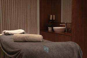 Crystalview Elysia by Staycom