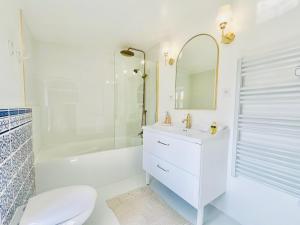 Maisons de vacances LE PETIT FRANC gite cosy proche tous commerces : photos des chambres