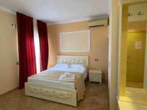 Hotel Restorant Pizzeri Anxhelo