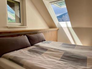 Haus am Erzbach - Ferienwohnung mitten in der Natur