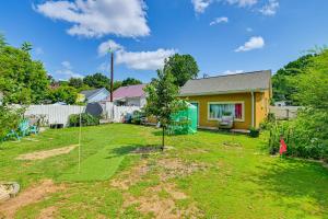 Close to Airport Home in the Heart of Charlotte!