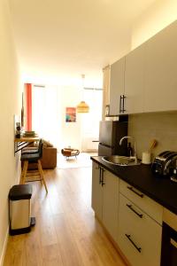 Studio au coeur du Vieux Nice - Vue mer et clocher