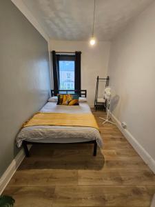 Entire 2 Bedroom Apartment City Centre & Stadium