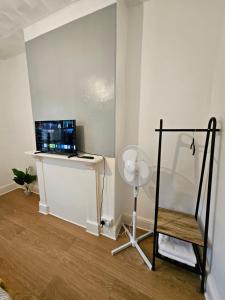 Entire 2 Bedroom Apartment City Centre & Stadium